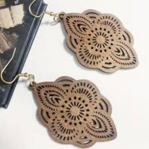 Elegant Brown Filigree Wooden  Earrings